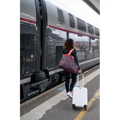 Tote Bag With A Zip Huppette Fleurie -Chic Bags Soldes 02be84b412db82a1e44185517912