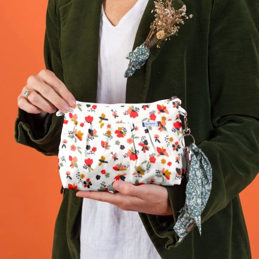 Pleated Clutch Bag Reveil Printanier 2 Pleated Clutch Bag Reveil Printanier – Image 2