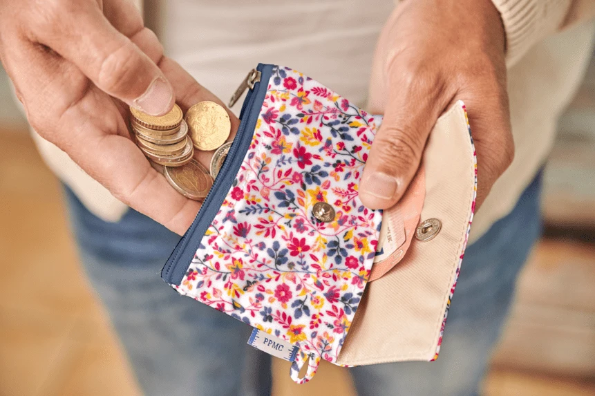 Zipper Pouch Card Purse Lianes Printanieres 2 Zipper Pouch Card Purse Lianes Printanieres – Image 2