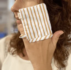 Make-Up Remover Glove Rayé Or Blanc 6 Make-Up Remover Glove Rayé Or Blanc -Chic Bags Soldes 120db28f8914e02275b075d28c62