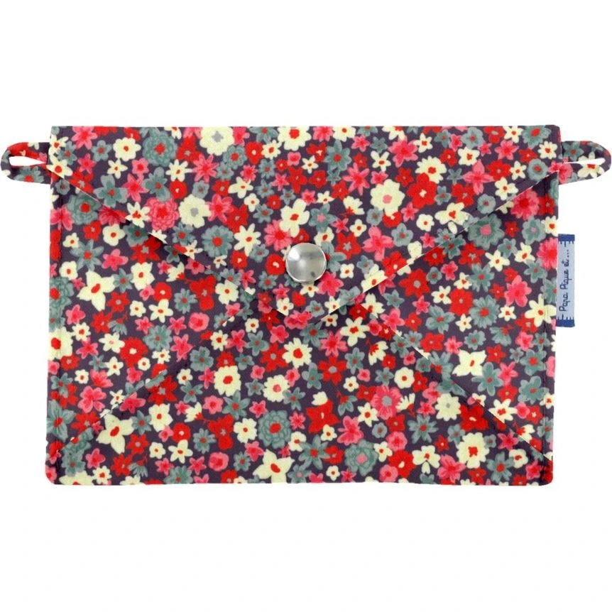 Little Envelope Clutch Tapis Rouge 1 Little Envelope Clutch Tapis Rouge
