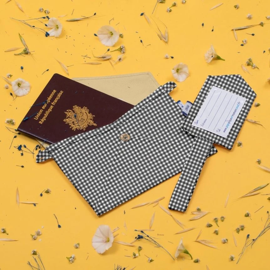 Little Envelope Clutch Vichy Noir 2 Little Envelope Clutch Vichy Noir – Image 2