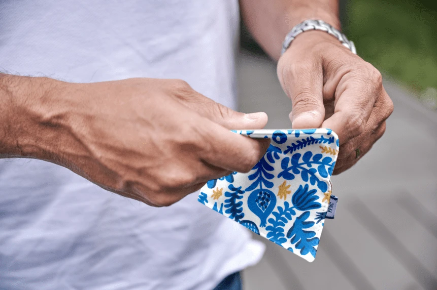 Card Holder Passion Bleue 2 Card Holder Passion Bleue – Image 2