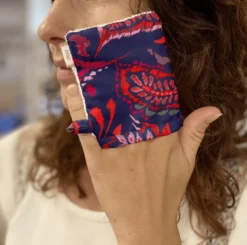 Make-Up Remover Glove Purple D'amour -Chic Bags Soldes 8883be4ddf45d0f361beec4ae4c5