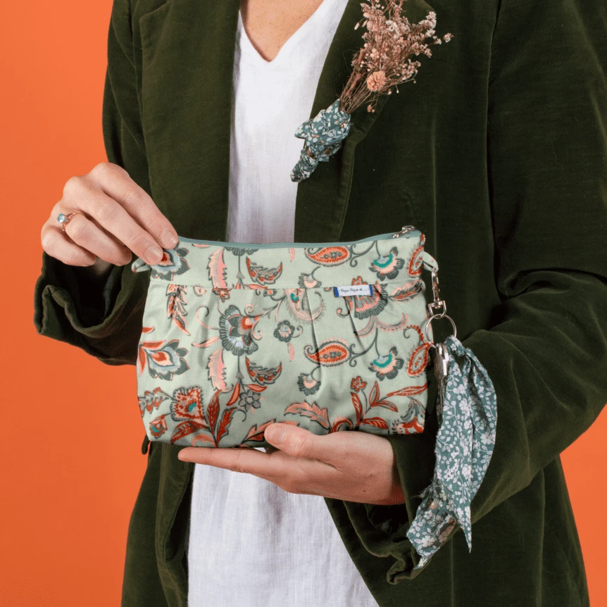 Pleated Clutch Bag Vert Bohème 2 Pleated Clutch Bag Vert Bohème – Image 2