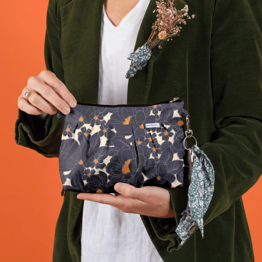 Pleated Clutch Bag Pensées Marines 2 Pleated Clutch Bag Pensées Marines – Image 2