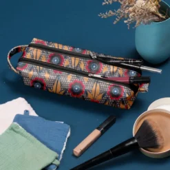 Double Compartment School Kit Fleurs De Savane 6 Double Compartment School Kit Fleurs De Savane -Chic Bags Soldes f6308d96931b3420b9e913d16fe7